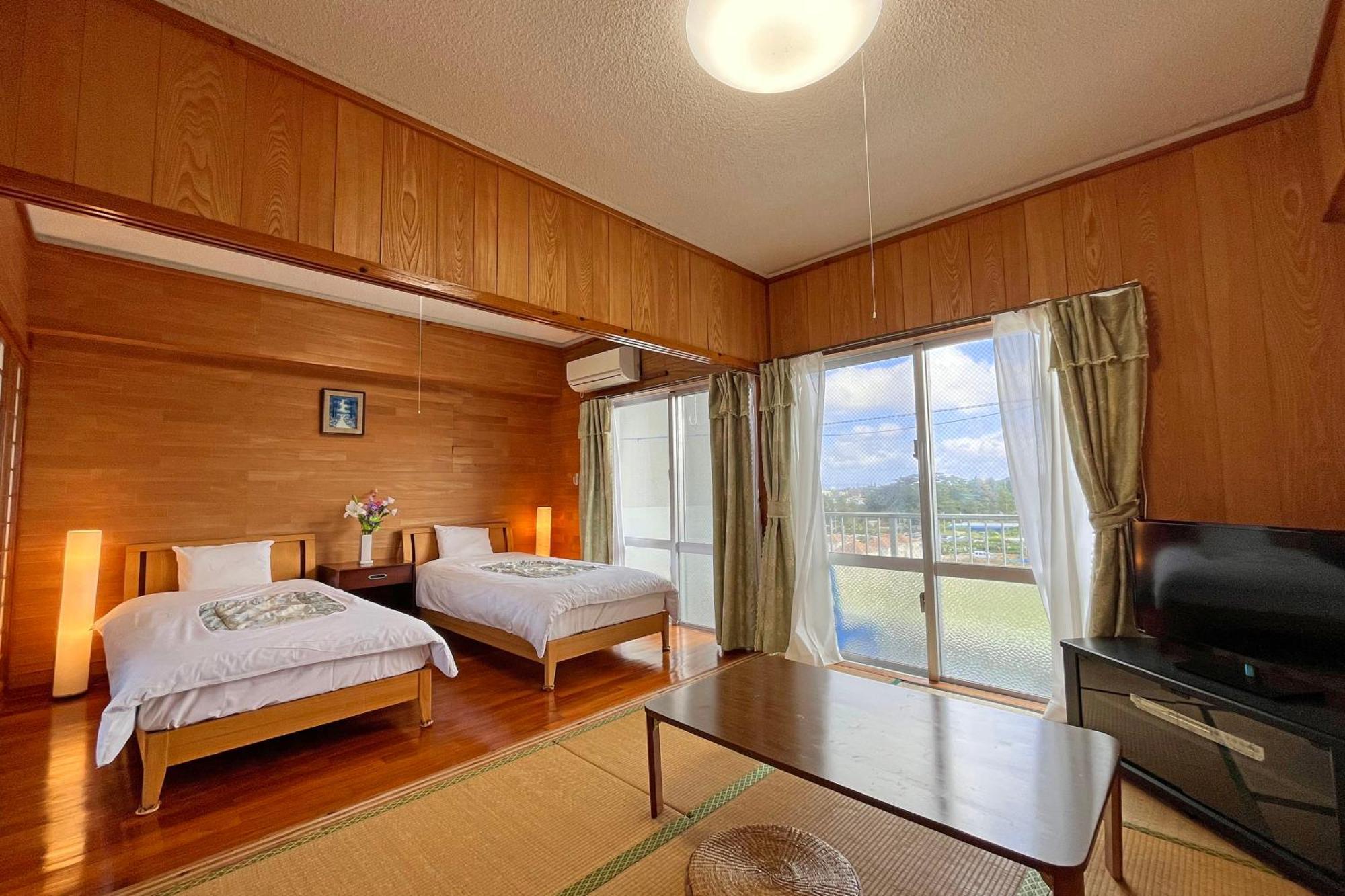 Crystal Inn Onna Extérieur photo